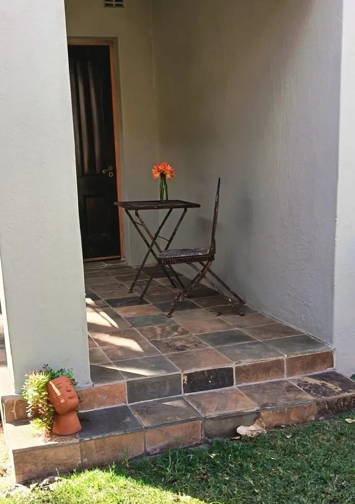 8 Bedroom House to rent in Rustenburg Rural