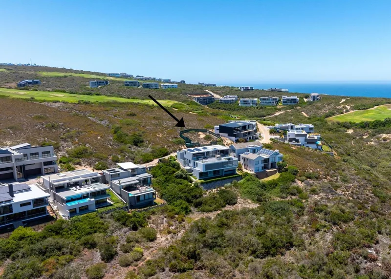 1 055 m² Land available in Pinnacle Point Golf Estate