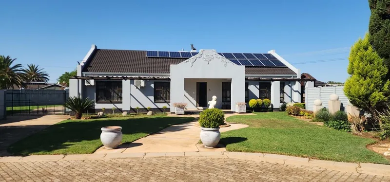 3 Bedroom House for sale in Ventersdorp