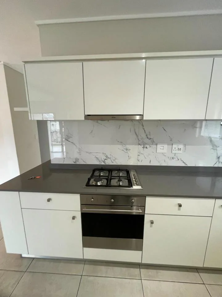 3 Bedroom Apartment / flat to rent in Waterfall