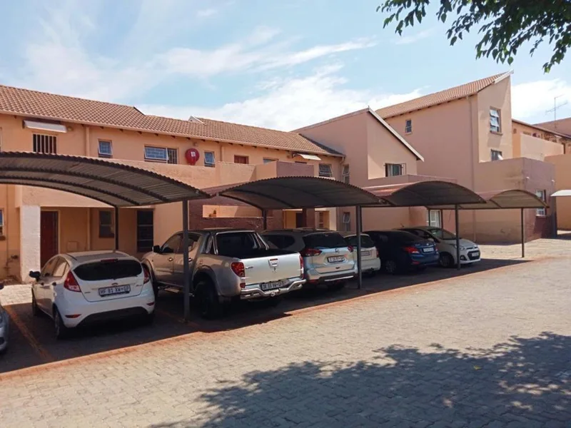 3 Bedroom Apartment / flat to rent in Vorna Valley