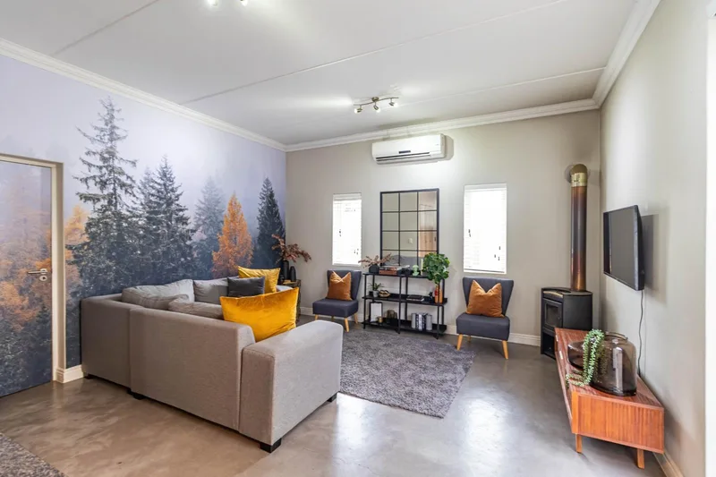 2 Bedroom House in Nooitgedacht Village