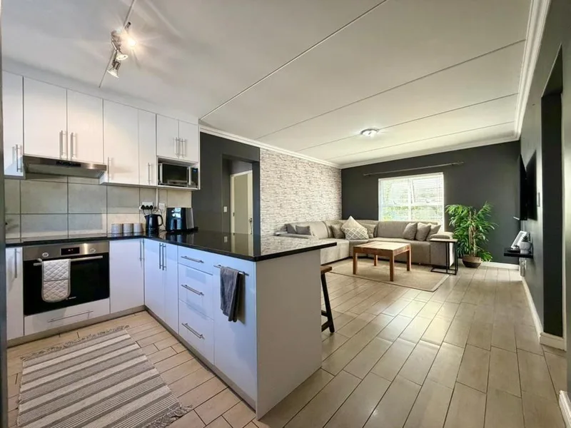 3 Bedroom Apartment / flat for sale in Vredekloof East