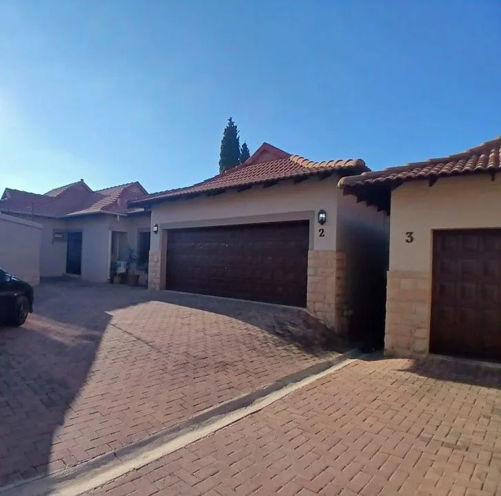 3 Bedroom House to rent in Six Fountains Residential Estate