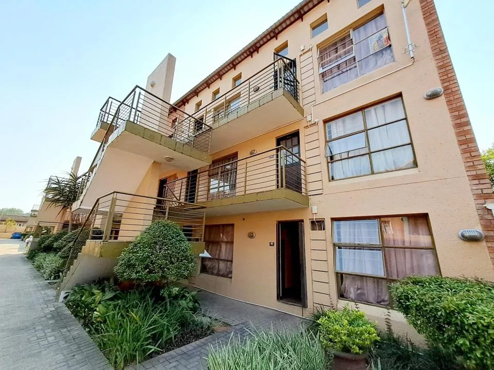 Apartment / flat for sale in West Acres Ext 24