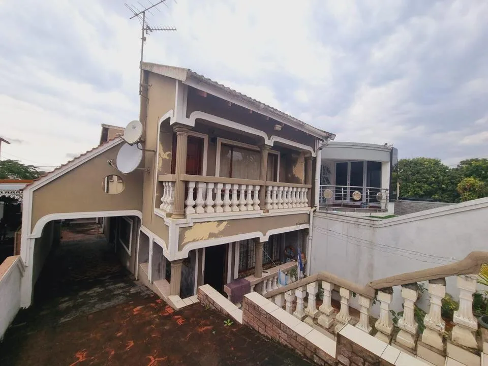 3 Bedroom House for sale in Arena Park