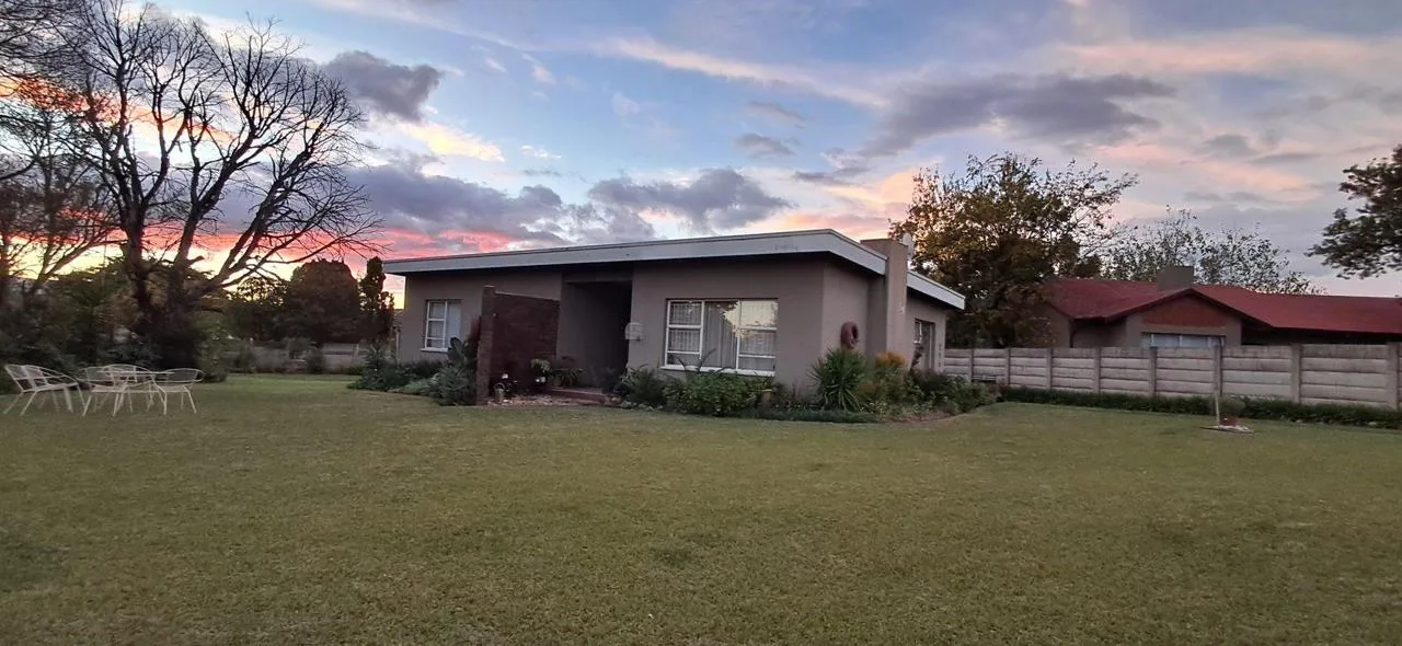 3 Bedroom House for sale in Sunnyridge