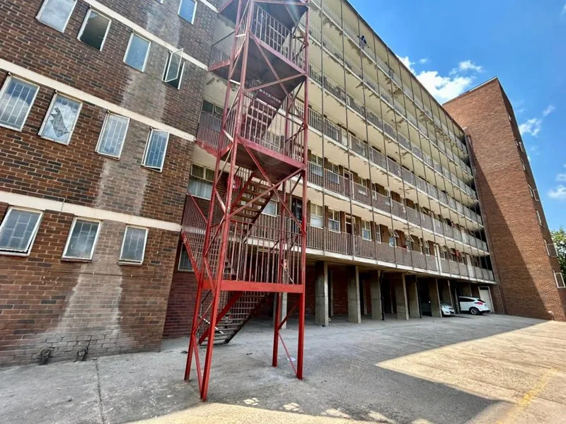3 Bedroom Apartment / flat for sale in Sunnyside