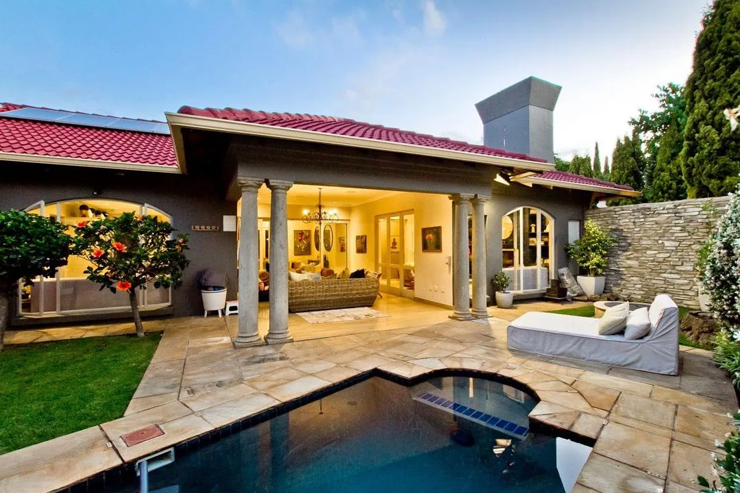 3 Bedroom House for sale in Illovo