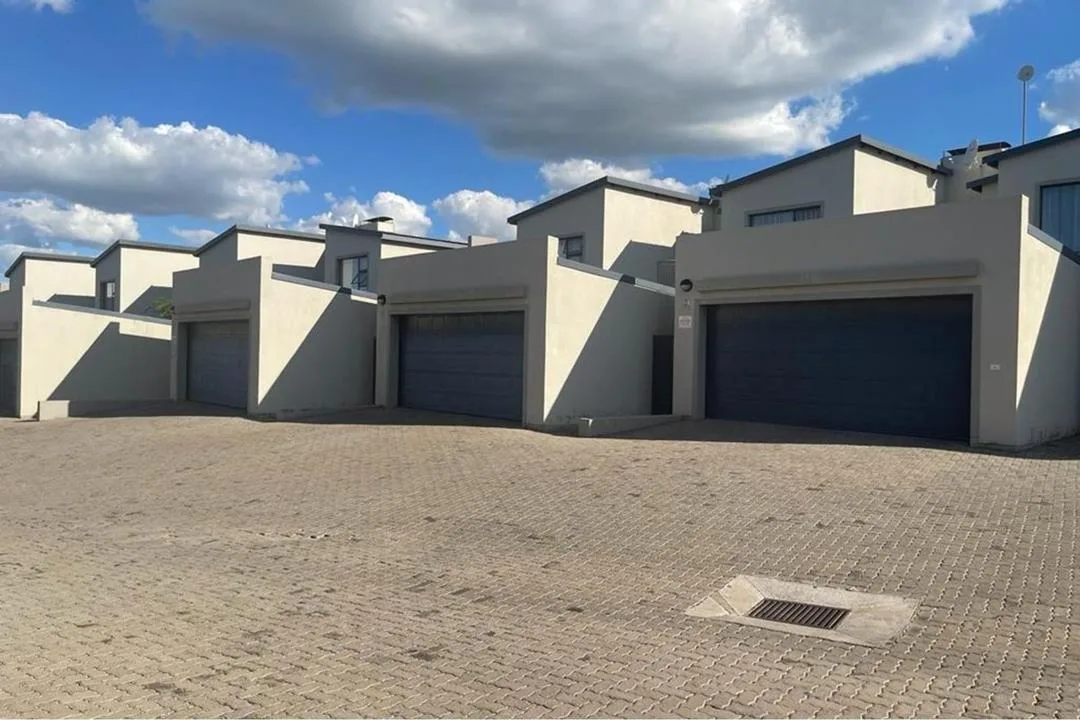 3 Bedroom Apartment / flat for sale in Ben Fleur