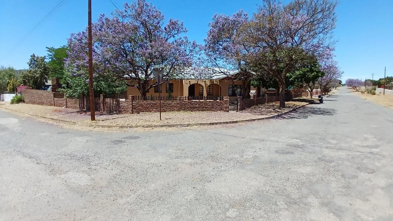 4 Bedroom House for sale in Spandauville