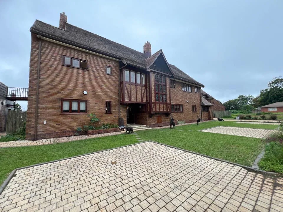 3 Bedroom Townhouse for sale in Kloof