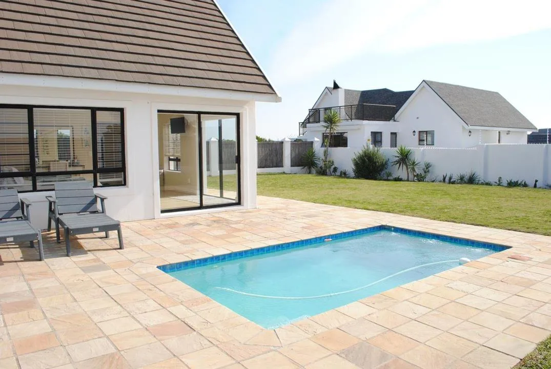 5 Bedroom House to rent in Marina Village