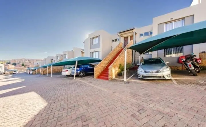 Property for sale in Winchester Hills