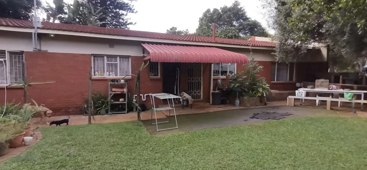 3 Bedroom House for sale in Mooinooi