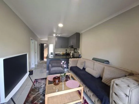 2 Bedroom Apartment / flat to rent in Waterfall