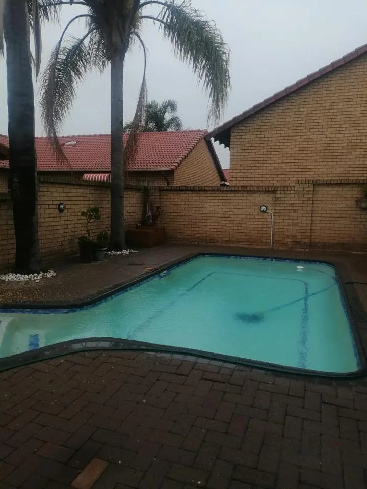 3 Bedroom Townhouse to rent in Del Judor