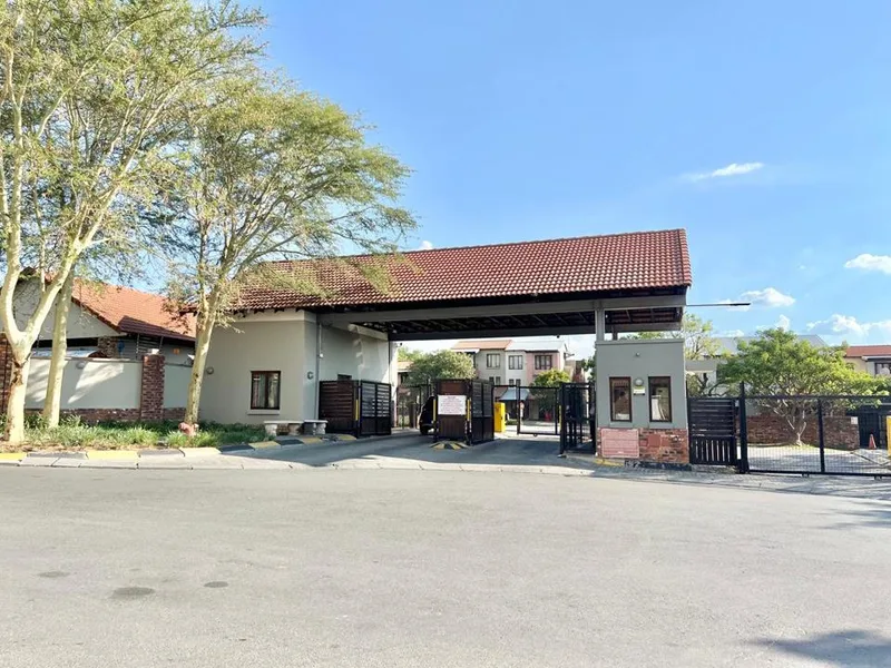2 Bedroom Apartment / flat for sale in Parkmore