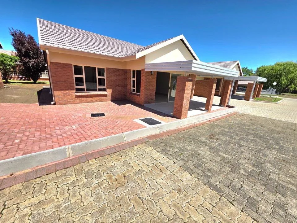 2 Bedroom Townhouse for sale in Panorama