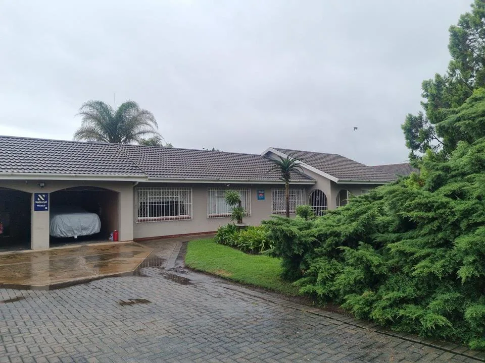 3 Bedroom House for sale in Observation Hill