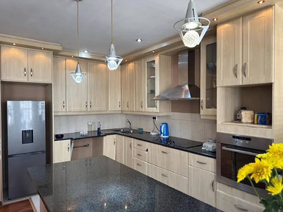 3 Bedroom Apartment / flat for sale in Marshalltown