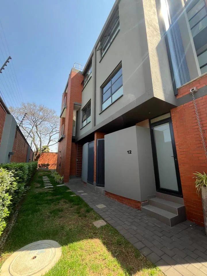 2 Bedroom Townhouse to rent in Hazelwood