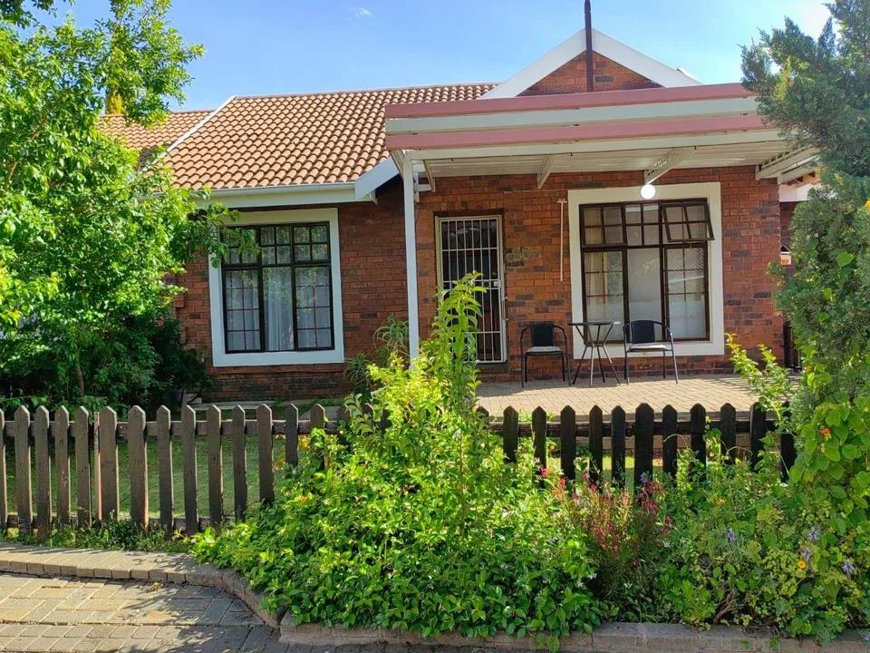 2 Bedroom Apartment / flat for sale in Dan Pienaar