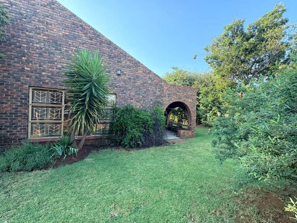 3 Bedroom House for sale in Riversdale