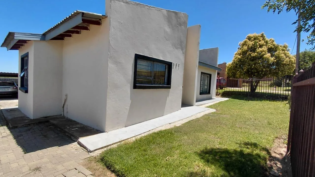 3 Bedroom House for sale in Bakenpark