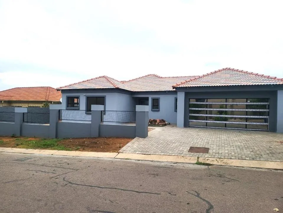 3 Bedroom House for sale in Brits Central