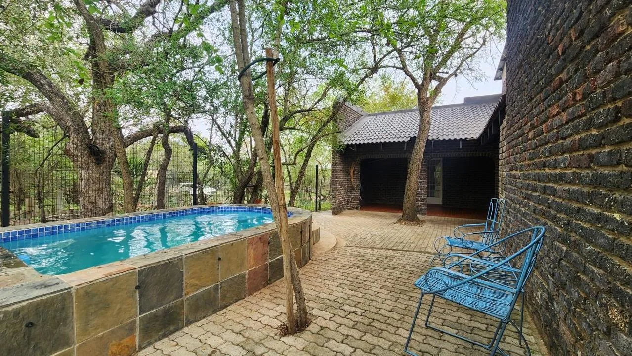 4 Bedroom House for sale in Marloth Park