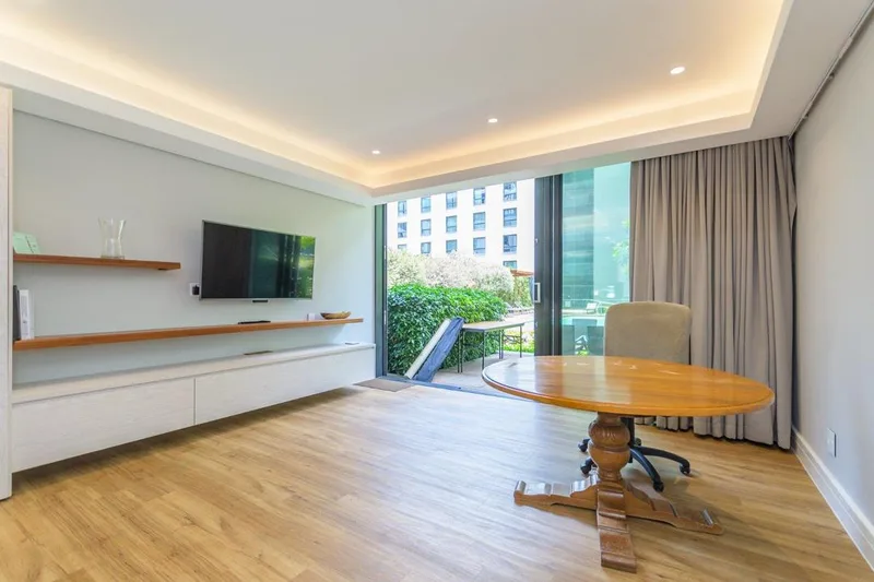 1 Bedroom Apartment / flat for sale in Melrose Arch