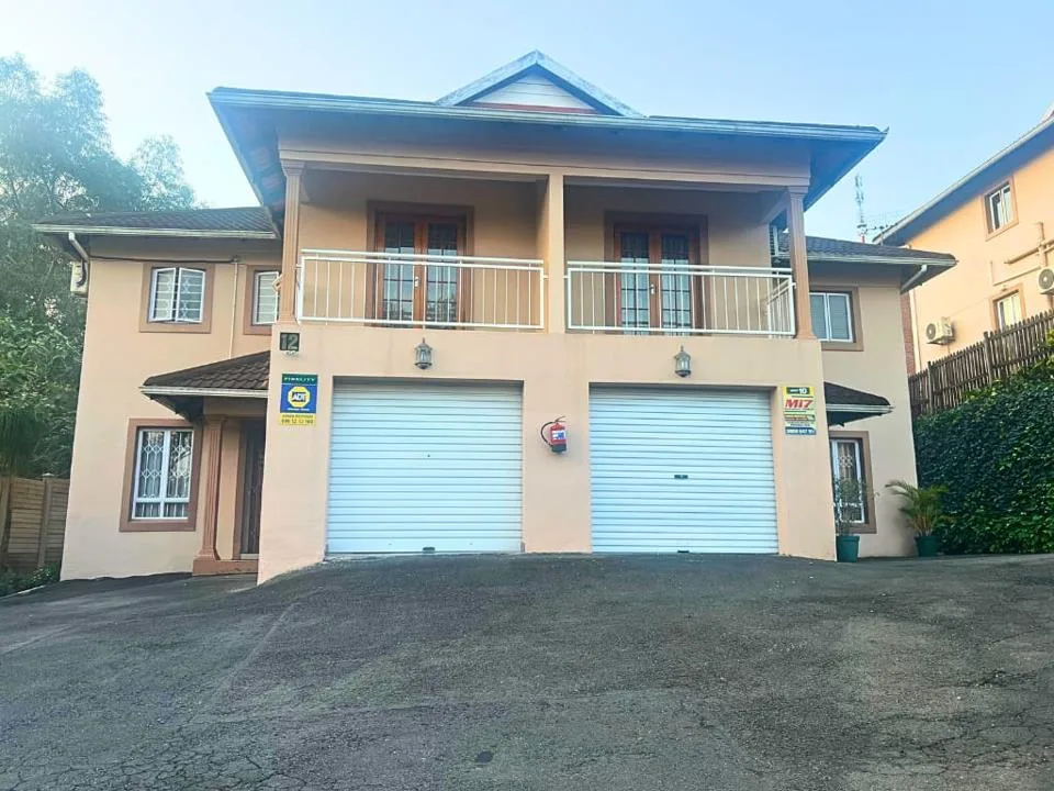 3 Bedroom Townhouse to rent in Raisethorpe