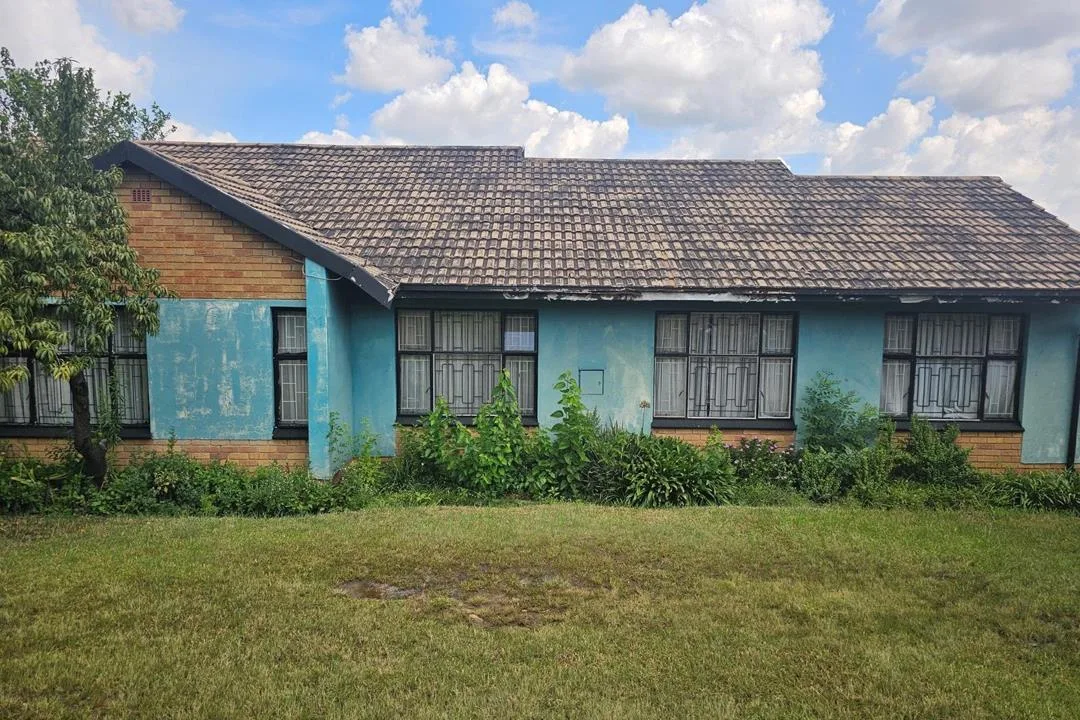 3 Bedroom House for sale in Tasbet Park Ext 1