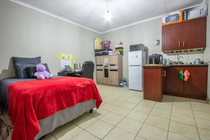 1 Bedroom House to rent in Die Bult