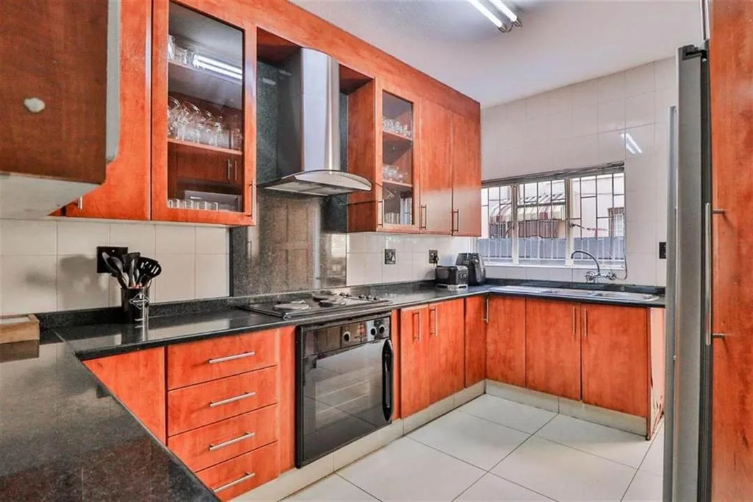 6 Bedroom House for sale in Actonville