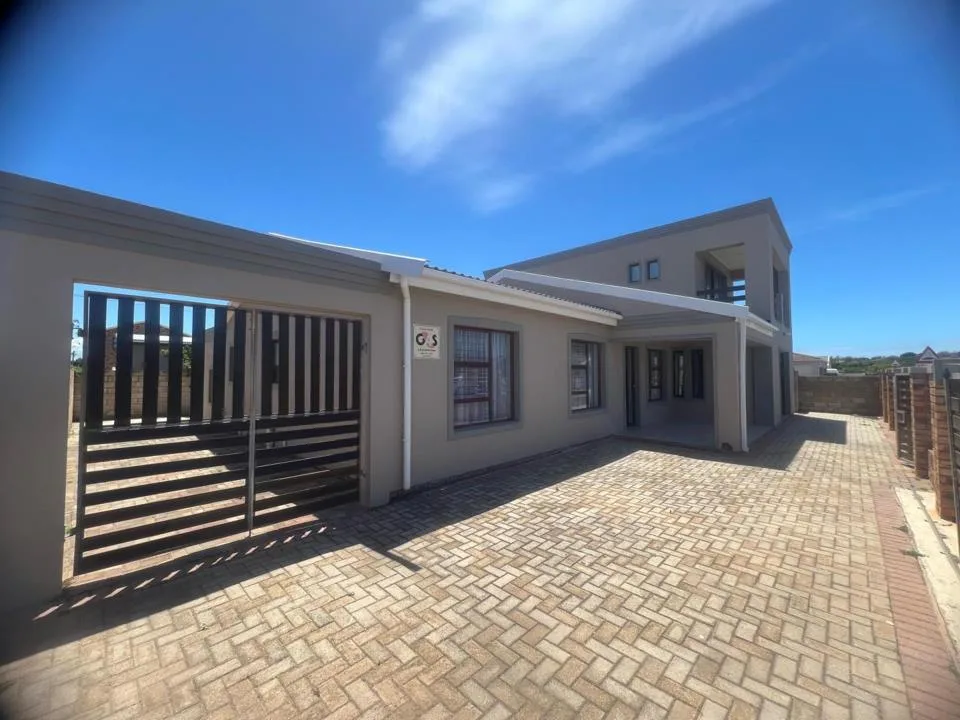 4 Bedroom House for sale in Pellsrus