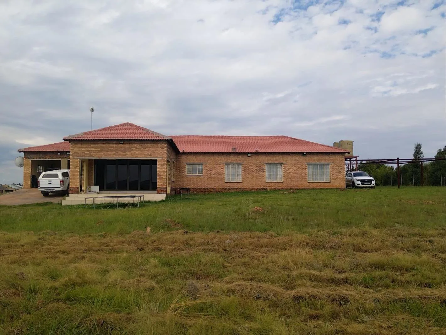 8.8 ha Farm in Magaliesburg
