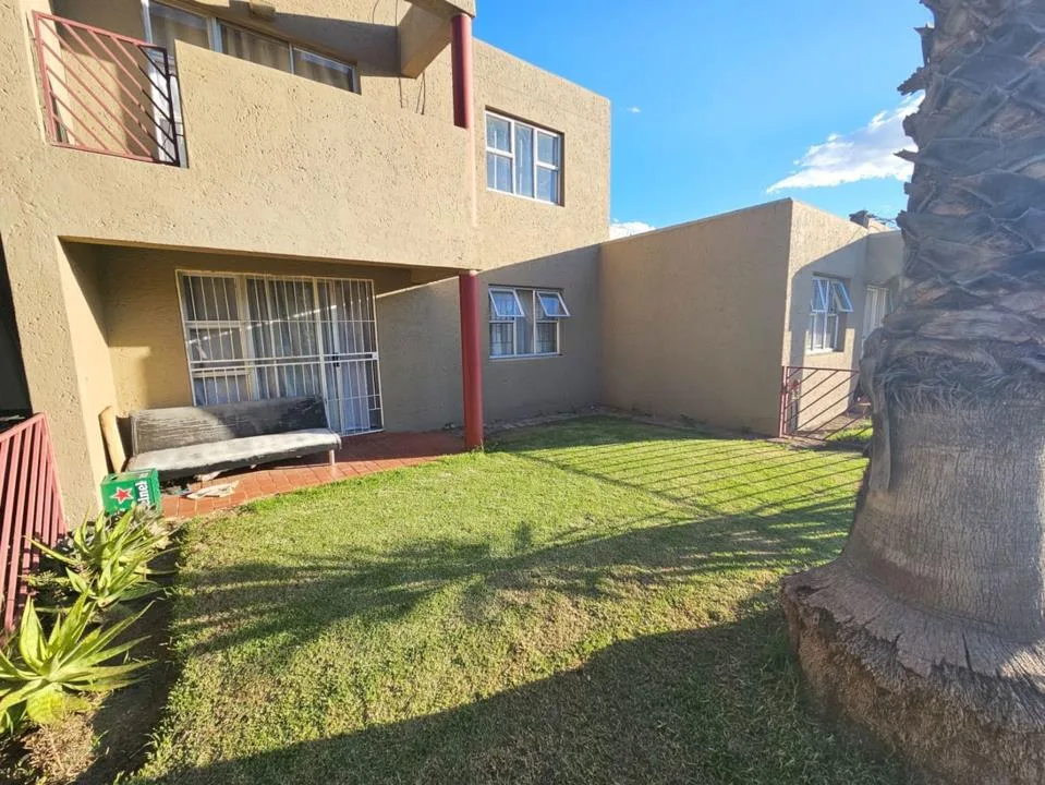 2 Bedroom Apartment / flat for sale in Fauna