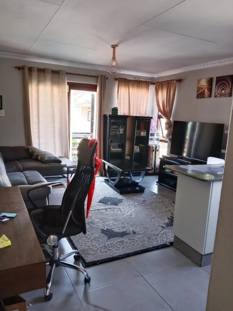 1 Bedroom Apartment in Berea West