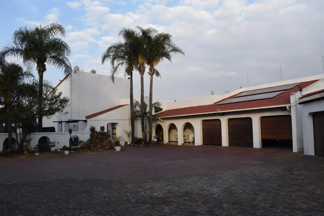 7 Bedroom House to rent in Reyno Ridge