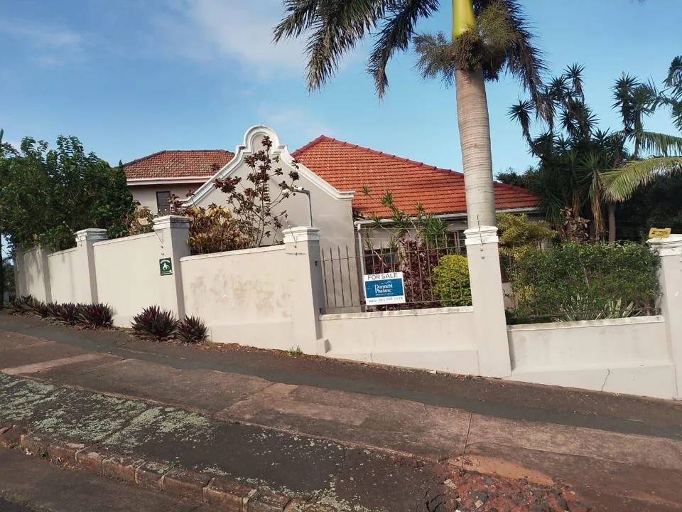 4 Bedroom House for sale in Glenwood
