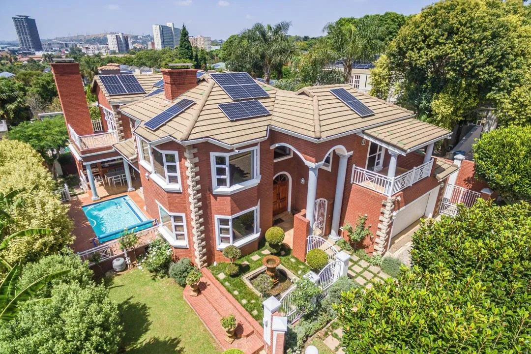 3 Bedroom House for sale in Bedfordview