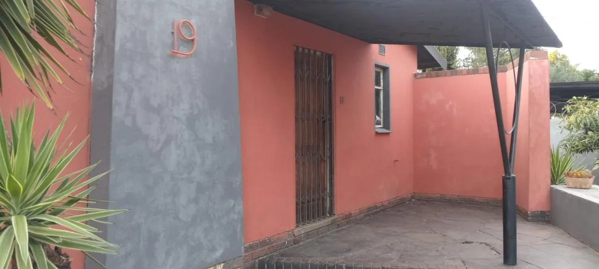 5 Bedroom House for sale in Jan Niemand Park