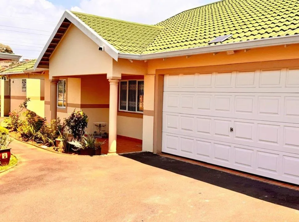 3 Bedroom House for sale in Mount Edgecombe