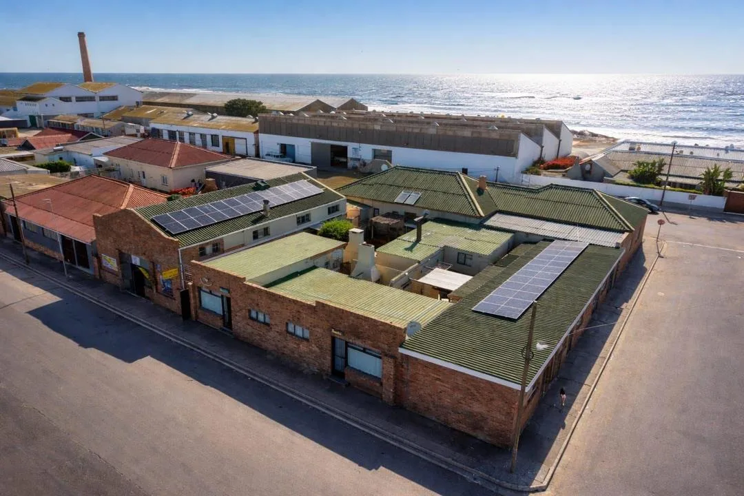 12 Bedroom House for sale in Lamberts Bay
