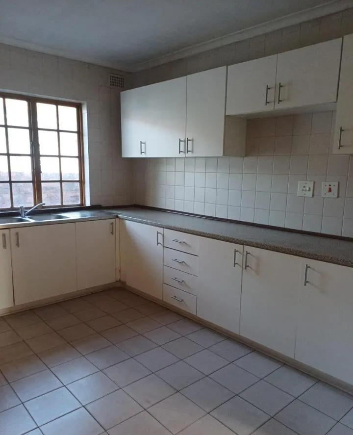 3 Bedroom Apartment / flat to rent in Sydenham