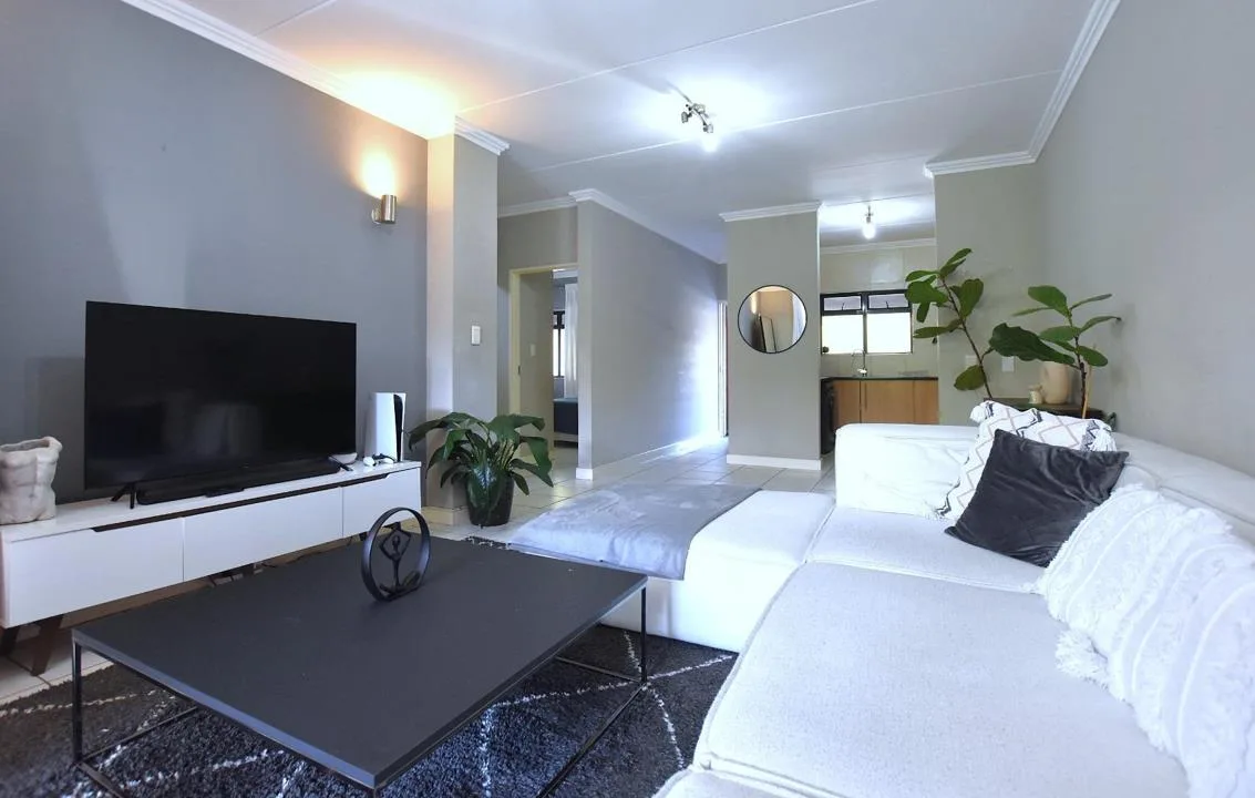 2 Bedroom Apartment / flat for sale in Morningside