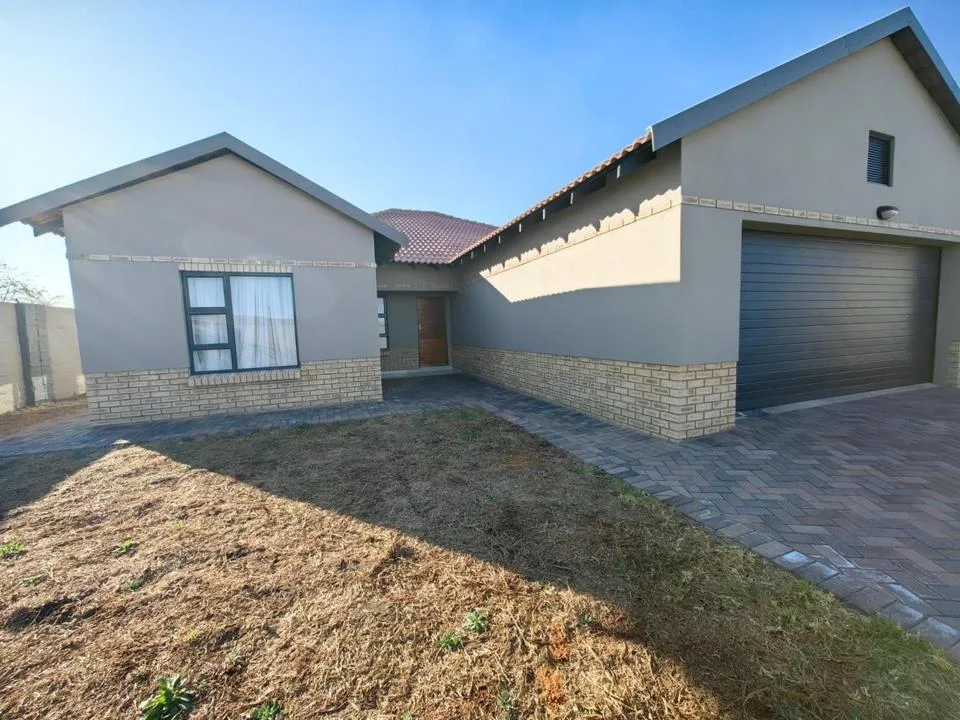 3 Bedroom House for sale in Hexrivier Lifestyle Estate