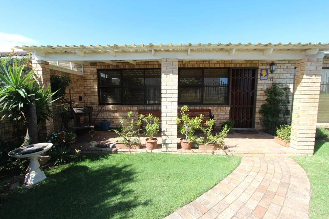 3 Bedroom Townhouse for sale in South End